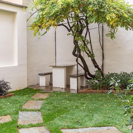 Sant Ambroeus Garden Apartment Milan Exterior photo